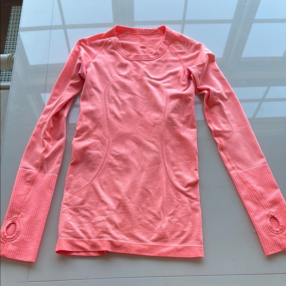 Women's Pink Long Sleeve Top